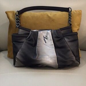 Simply Vera Purse Black and Gray NWT